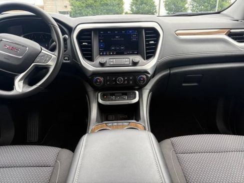 Used 2023 GMC Acadia SLE w/ Driver Convenience Package FWD image 25