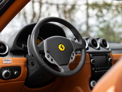 Used 2008 Ferrari 612 Scaglietti image 22