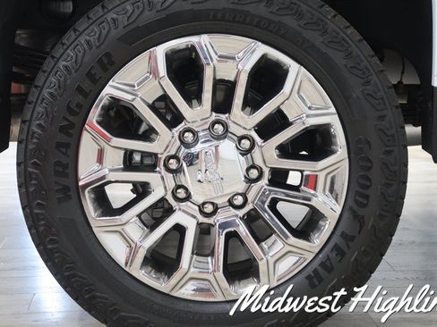 Used 2026 GMC Sierra 2500 Denali w/ Denali Reserve Package AWD/4WD image 23