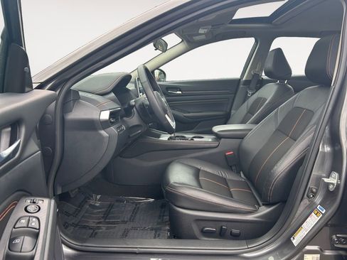 Used 2021 Nissan Altima 2.5 SR w/ SR Premium Package AWD/4WD image 7