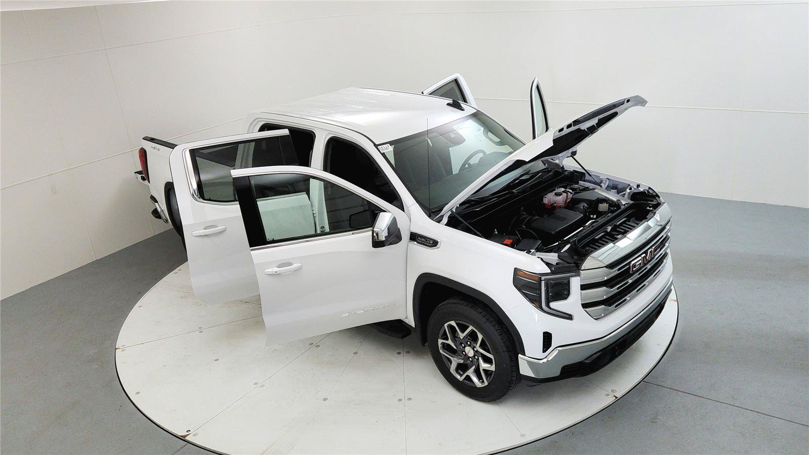New 2026 GMC Sierra 1500 SLE AWD/4WD image 19