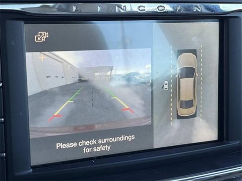 Used 2018 Lincoln Continental Reserve image 21