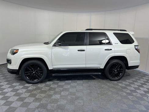 Used 2020 Toyota 4Runner Nightshade image 7