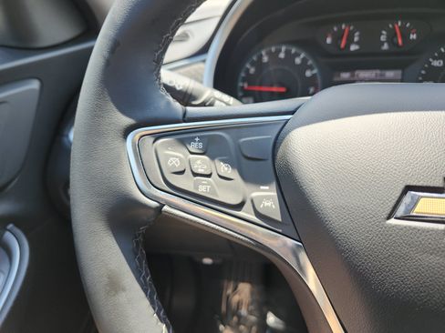 Used 2024 Chevrolet Malibu RS FWD image 33