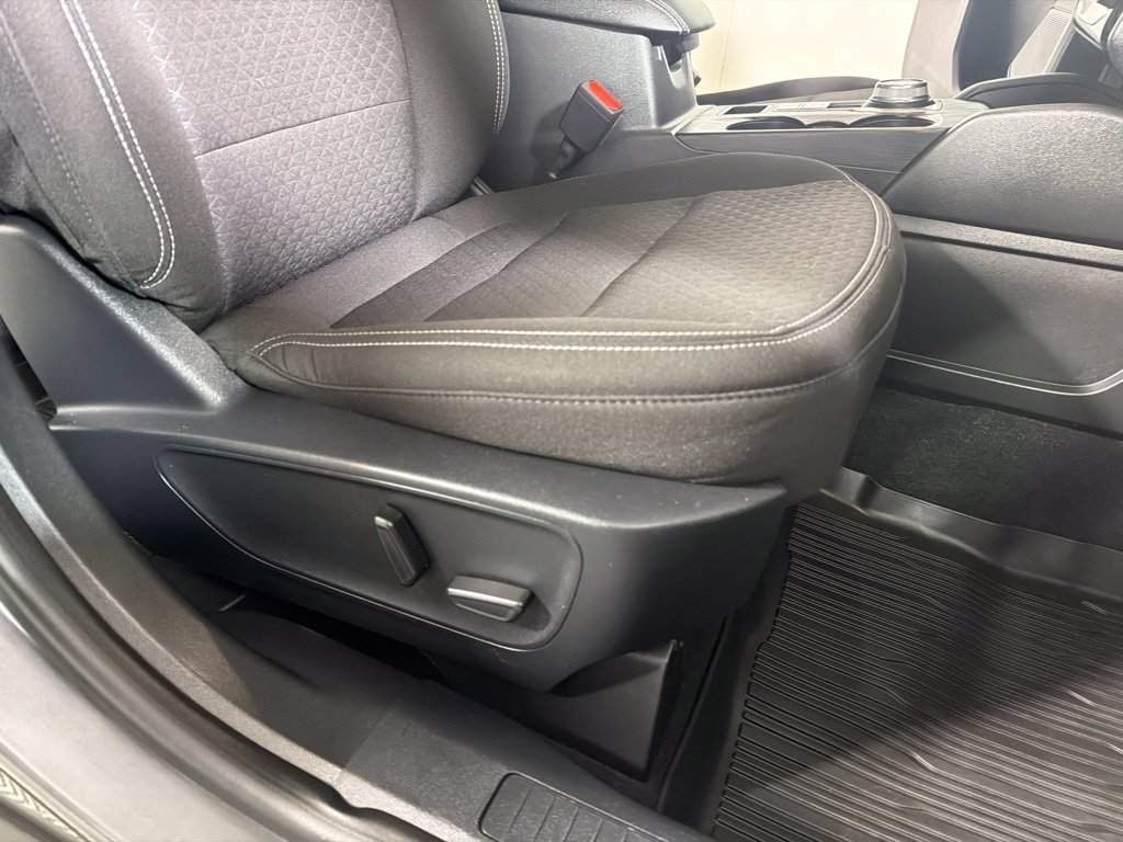 Used 2024 Ford Escape Active w/ Tech Pack #2 AWD/4WD image 24