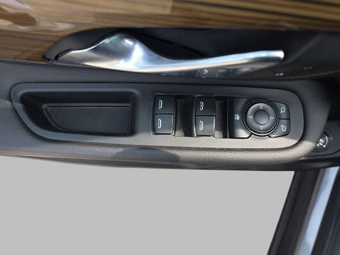 Certified 2020 GMC Terrain SLE w/ Driver Convenience Package FWD image 31