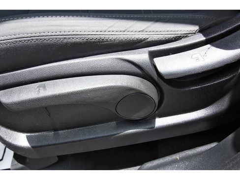 Used 2020 Kia Sorento L FWD image 33