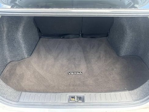 Used 2025 Nissan Versa SV FWD image 13