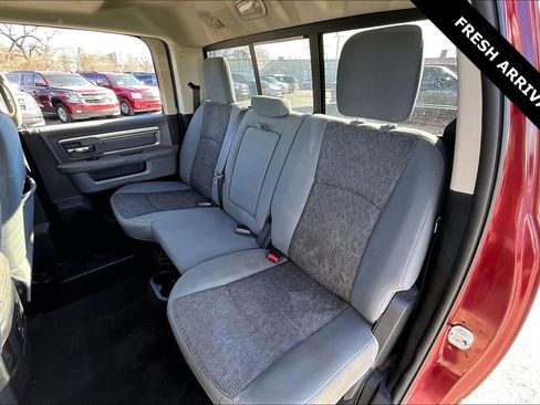 Used 2016 RAM 1500 Big Horn w/ Luxury Group image 22