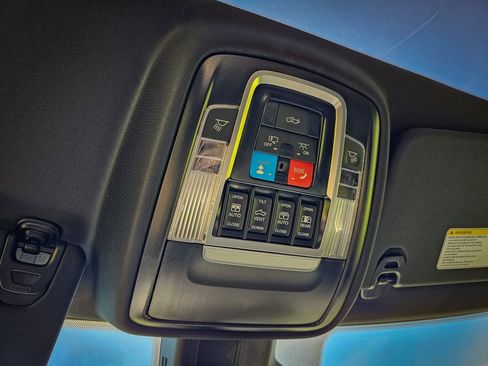 New 2026 RAM 1500 Laramie AWD/4WD image 34