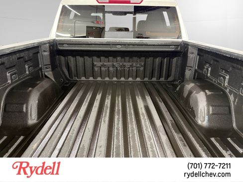 Used 2021 GMC Sierra 1500 Denali w/ Driver Alert Package II AWD/4WD image 18