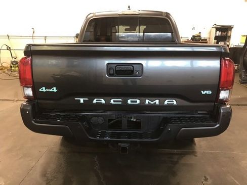 Certified 2021 Toyota Tacoma SR5 image 7