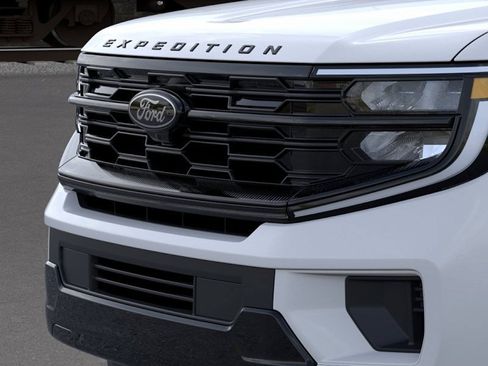 New 2026 Ford Expedition Max Platinum w/ Stealth Performance Package AWD/4WD image 17