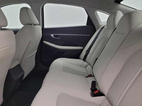 Used 2023 Hyundai Sonata SE FWD image 18