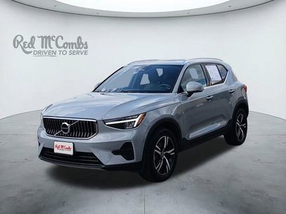 Used 2024 Volvo XC40 B5 Core