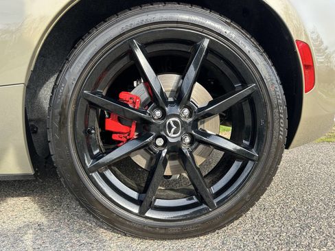 Used 2023 MAZDA MX-5 Miata Grand Touring RWD image 26