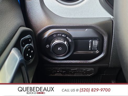 Used 2025 Jeep Wrangler Unlimited Sport AWD/4WD image 26