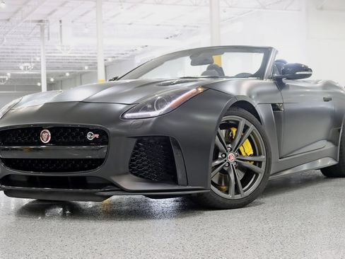 Used 2017 Jaguar F-TYPE SVR AWD/4WD image 7