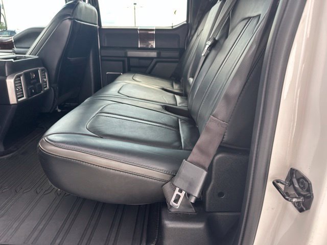 Used 2017 Ford F150 Platinum w/ Equipment Group 701A Luxury AWD/4WD image 16
