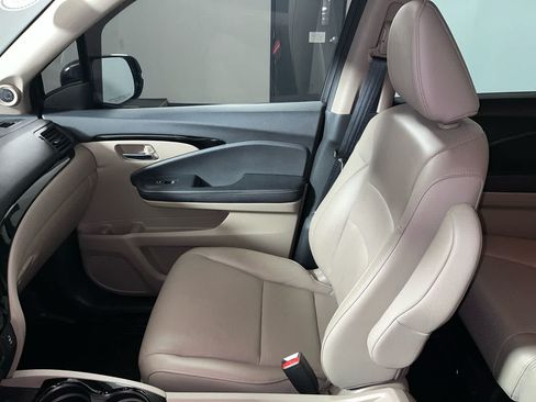 Used 2019 Honda Ridgeline RTL-E image 27