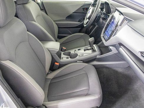 Used 2025 Subaru Crosstrek 2.0i Premium image 39