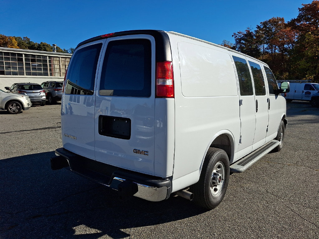 Used 2025 GMC Savana 2500 w/ Driver Convenience Package RWD image 7