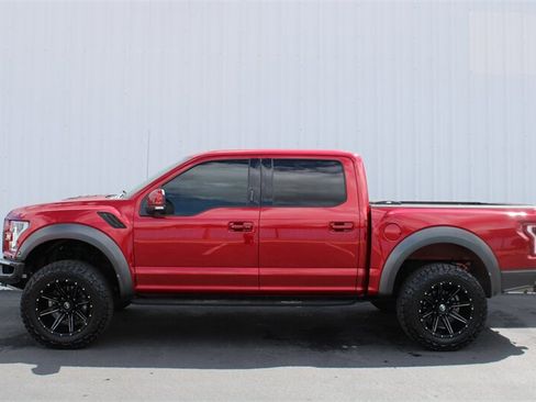 Used 2019 Ford F150 Raptor w/ Equipment Group 802A Luxury AWD/4WD image 8