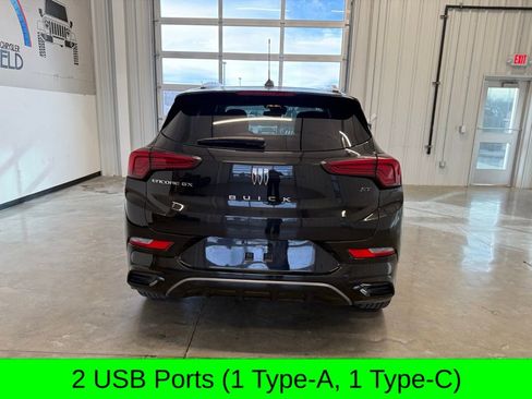 Used 2024 Buick Encore GX Sport Touring image 2