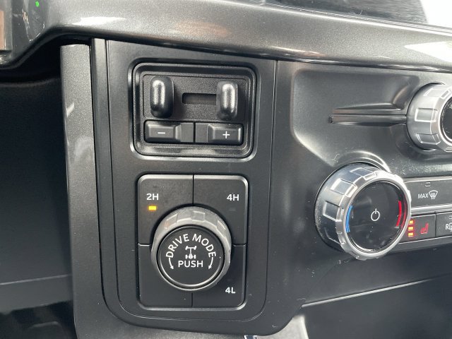 Used 2022 Ford F150 XLT w/ Equipment Group 302A High AWD/4WD image 18