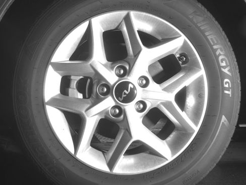 Used 2025 Kia Soul LX w/ LX Technology Package image 12