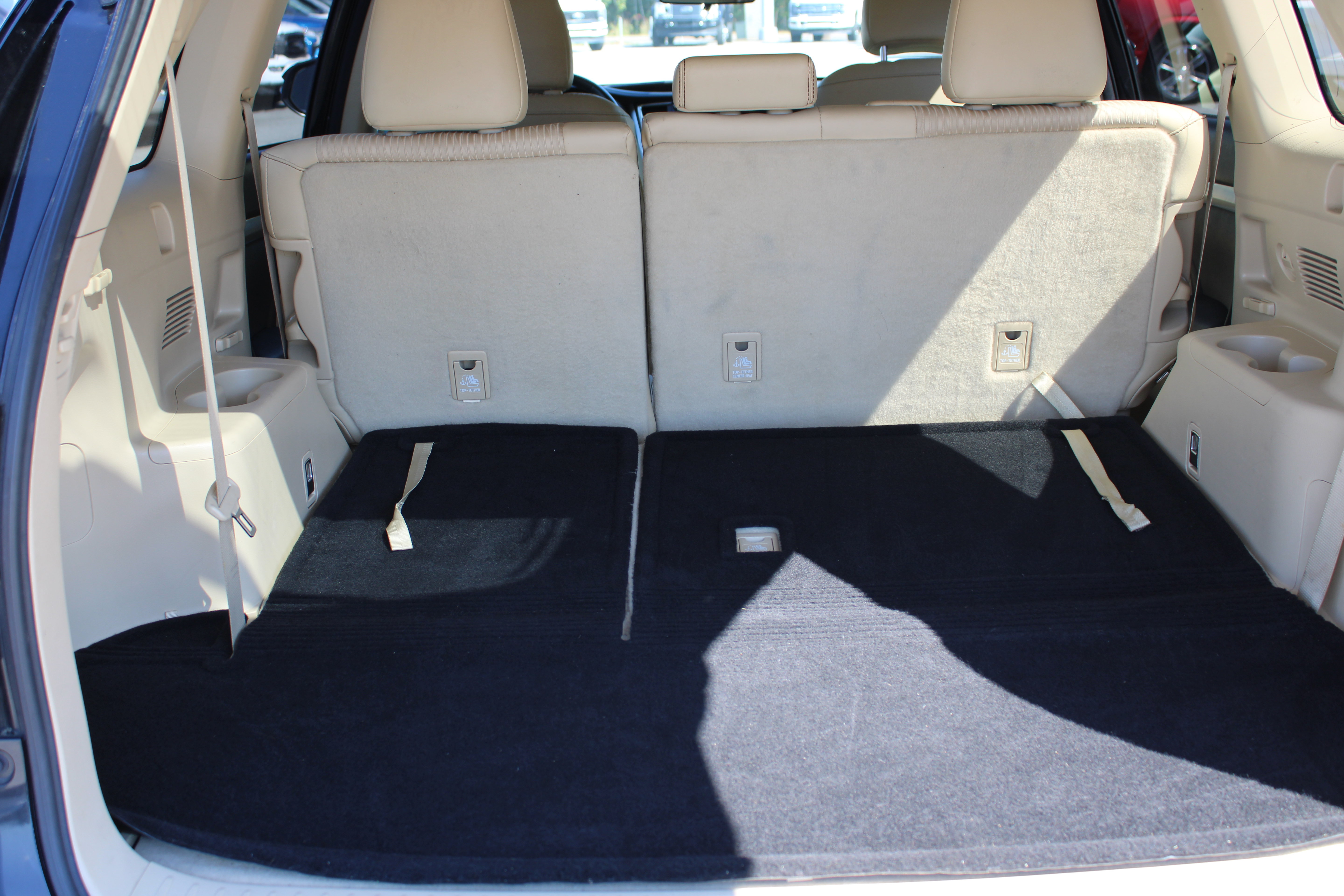 Used 2018 Toyota Highlander Plus FWD image 13