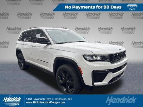 New 2026 Jeep Grand Cherokee Limited w/ Limited Altitude Package RWD image 1