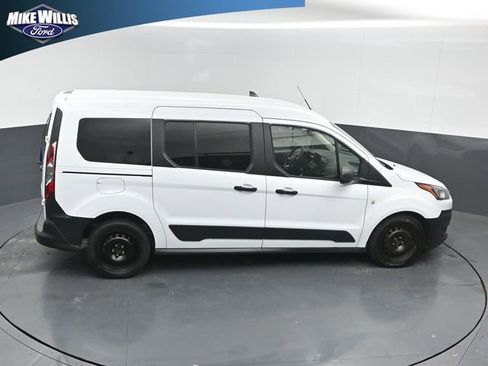 Used 2022 Ford Transit Connect XL FWD image 16