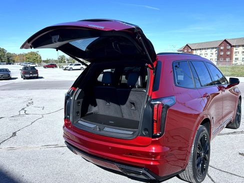 Certified 2023 Cadillac XT6 Sport w/ Technology Package image 26