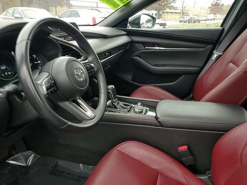 Used 2024 MAZDA MAZDA3 s image 9