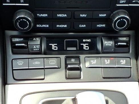 Used 2018 Porsche 911 GT3 image 16