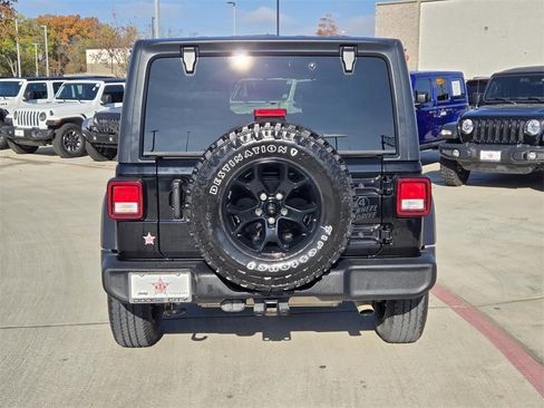 Used 2021 Jeep Wrangler Unlimited Willys image 5