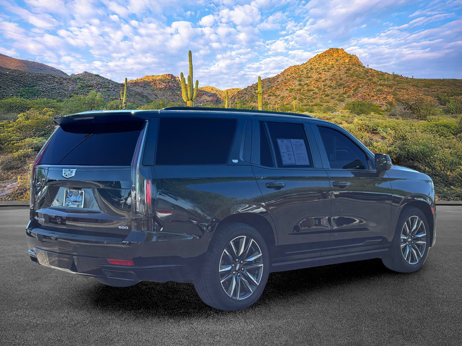 Used 2023 Cadillac Escalade Sport Platinum AWD/4WD image 4