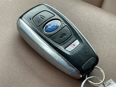 Used 2022 Subaru Outback Touring XT image 23