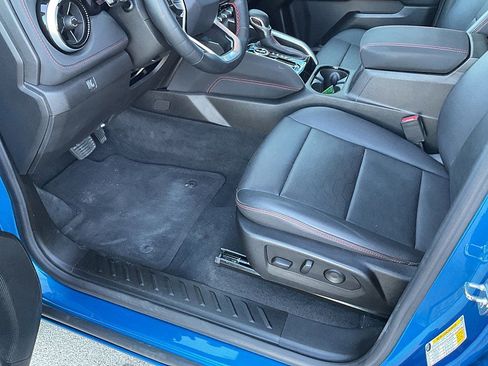 Used 2023 Chevrolet Colorado Z71 w/ Z71 Convenience Package 2 image 14