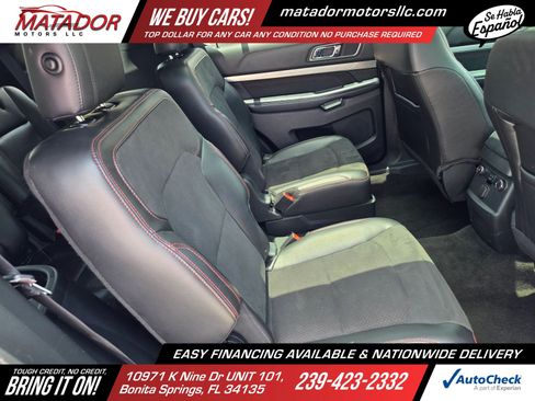 Used 2018 Ford Explorer XLT w/ Equipment Group 202A FWD image 20