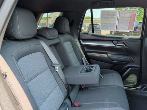 Used 2025 GMC Terrain Elevation AWD/4WD image 35