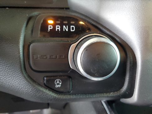 Used 2024 RAM 1500 Big Horn RWD image 29