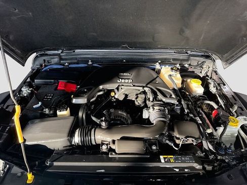 Used 2018 Jeep Wrangler Rubicon image 28