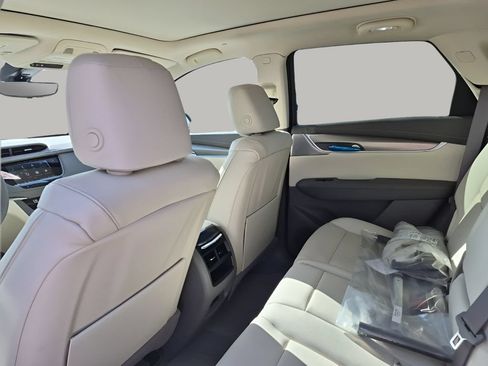 New 2026 Cadillac XT5 Premium Luxury w/ Driver Assist Package FWD image 20