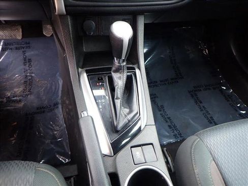 Used 2019 Toyota Corolla LE image 17