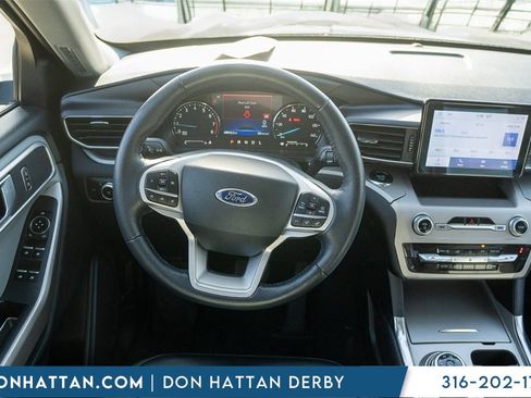 Used 2023 Ford Explorer XLT w/ Equipment Group 202A image 5