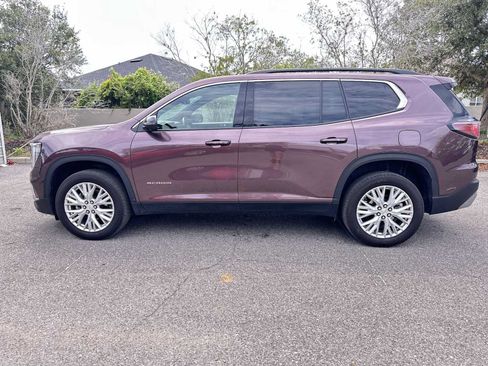 Certified 2024 GMC Acadia Elevation AWD/4WD image 3