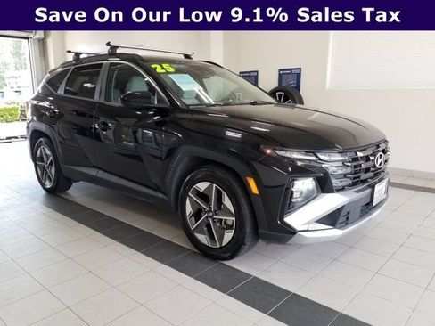 Used 2025 Hyundai Tucson SEL FWD image 1