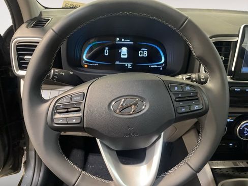 New 2026 Hyundai Venue SEL image 20